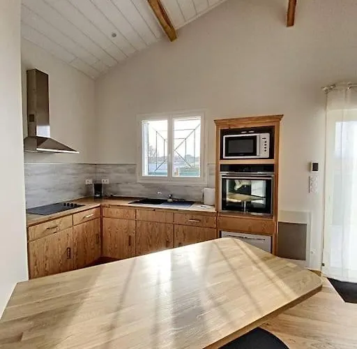 Maison Neuve ラ・テスト・ド・ビュシュ