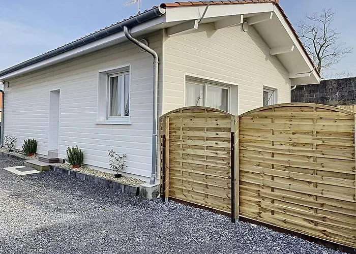 Maison Neuve Semesterbostad *